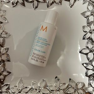 NEW moroccanoil color care